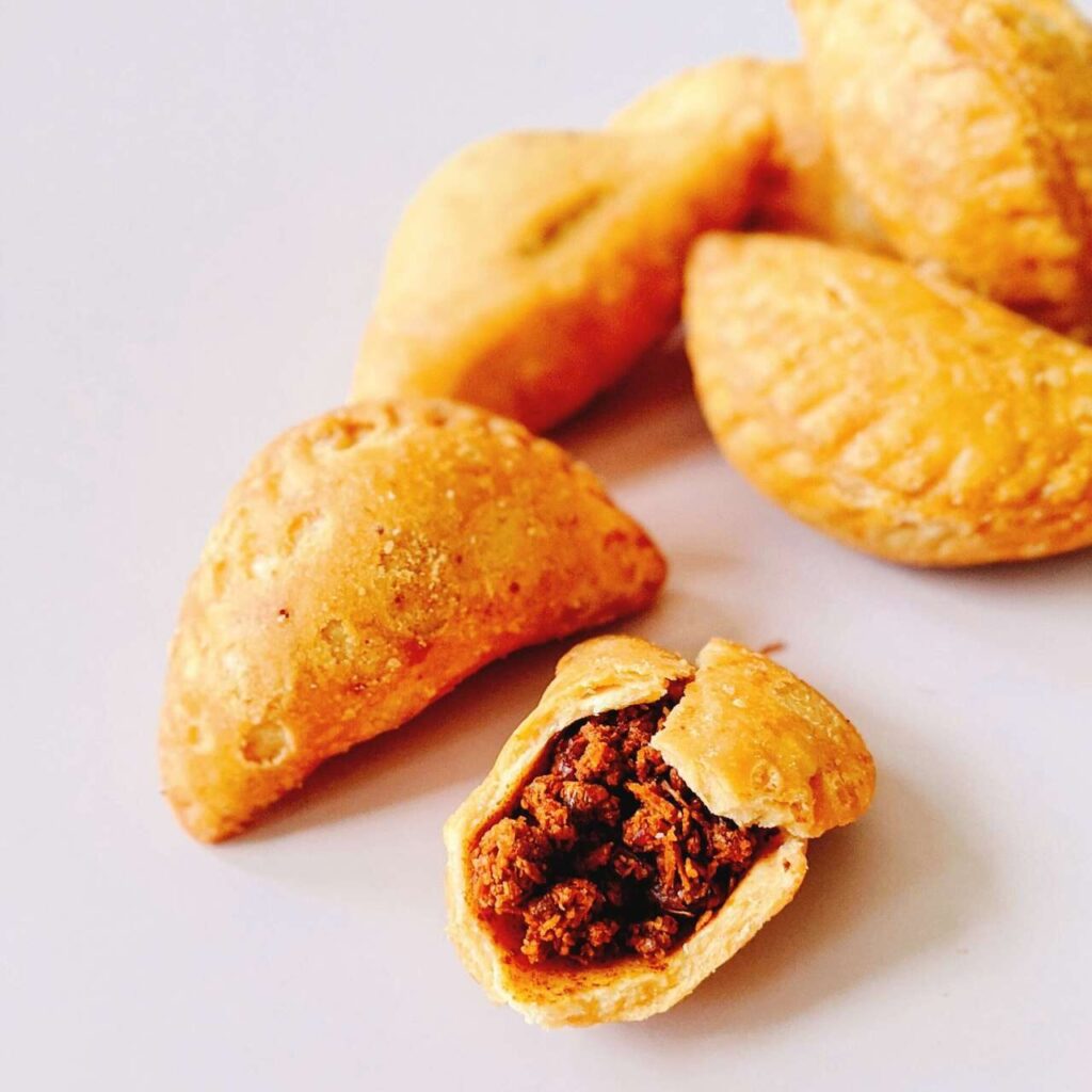 mini-curry-puff-main__66883